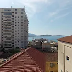 Veli Sarandë