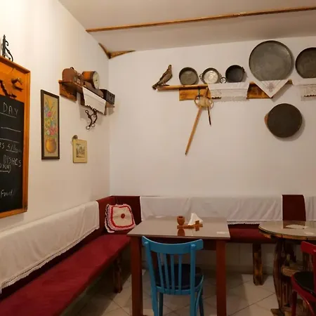 Veli Hotel 3*