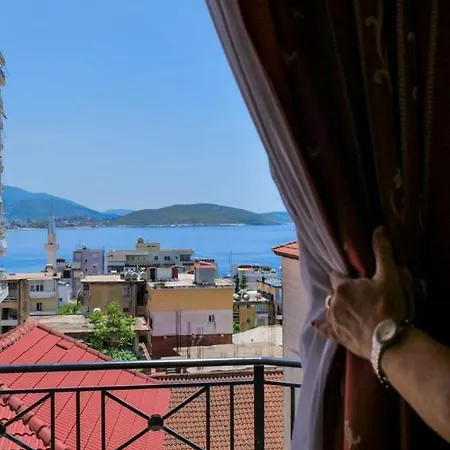 酒店 Veli Sarandë