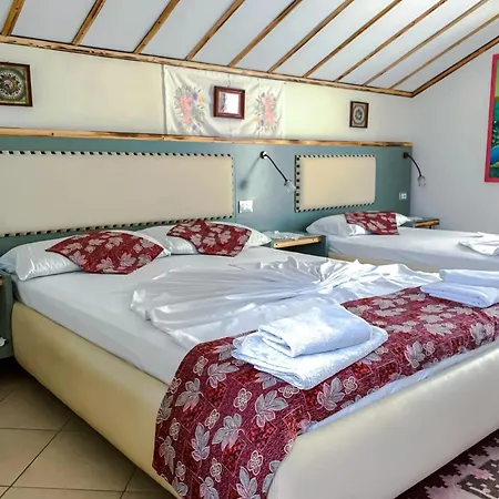 Veli Hotel 3*