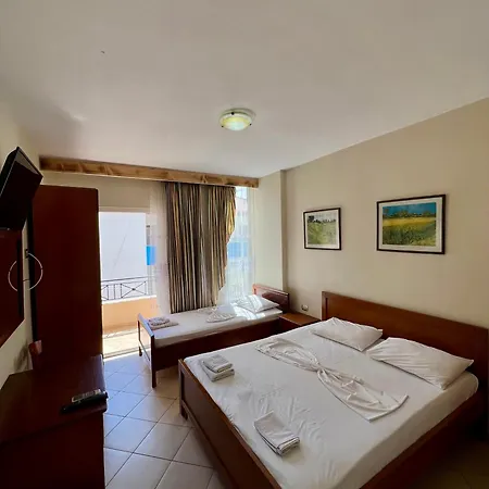 Hotel Veli 3*