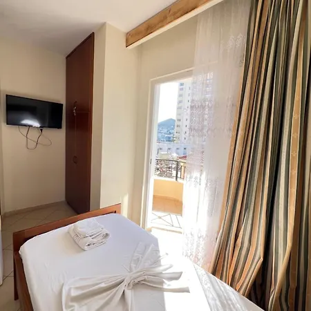 Hotel Veli 3*