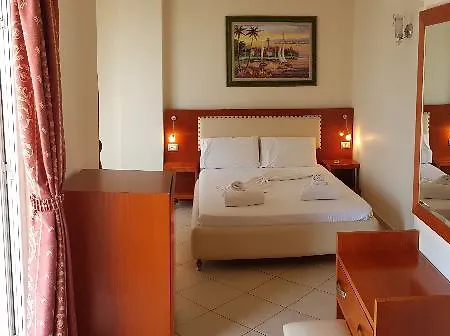 Veli Hotel 3*