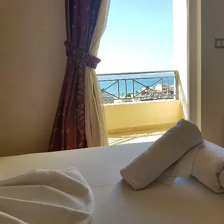 Hotel Veli 3*