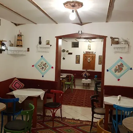 Veli Hotel 3*