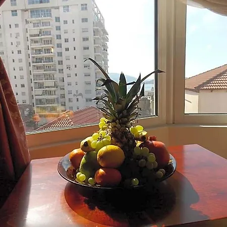 Veli Sarandë
