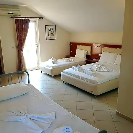 Hotel Veli 3*