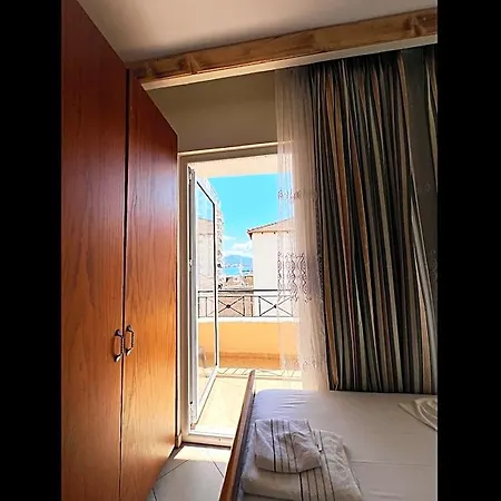 Veli Hotel Sarandë