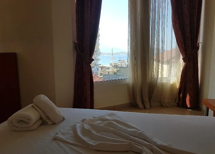 Veli 3* Sarandë